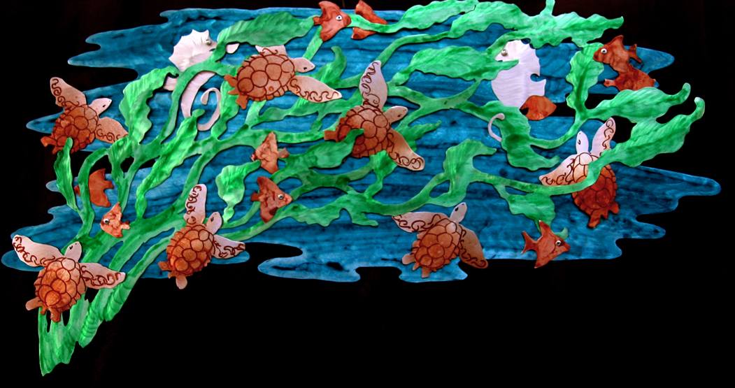 Seaturtles and seahorses in seaweed